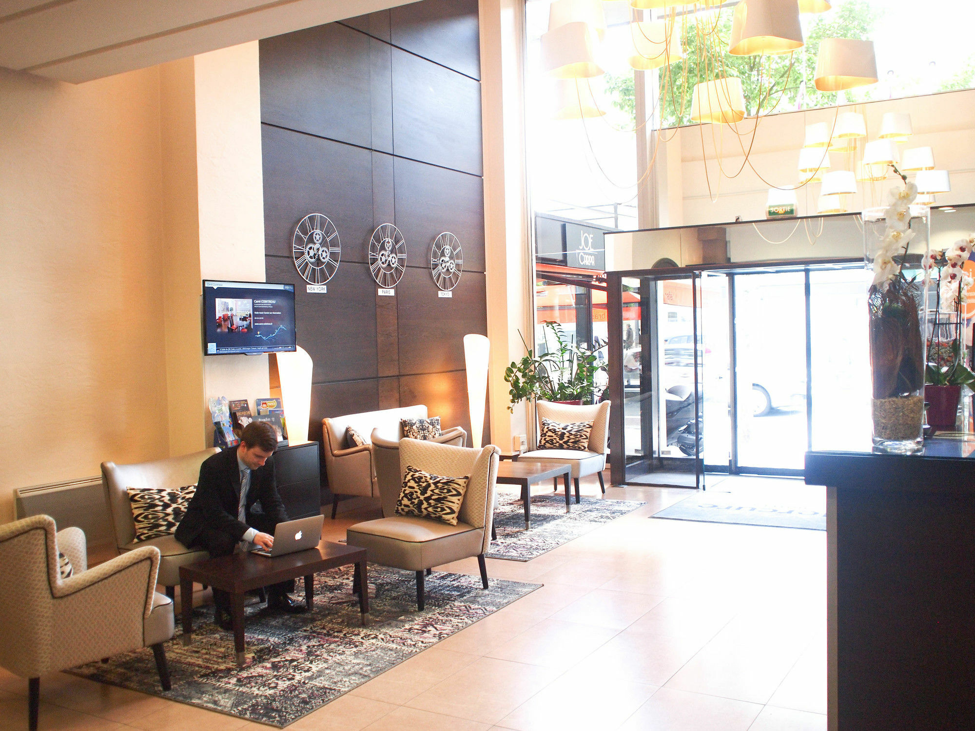 Mercure Angers Centre Gare Exterior photo